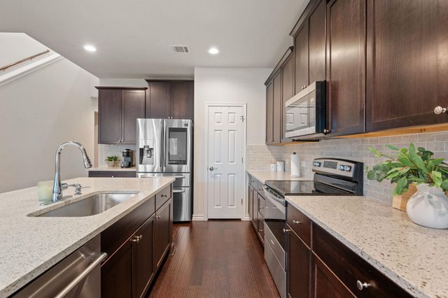 409 Limestone RD, Liberty Hill, TX 78642