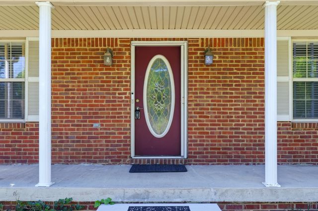 5317 Sleepy Hollow Drive, Frankfort, KY 40601