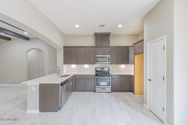 803 DANBY Court, El Paso, TX 79928