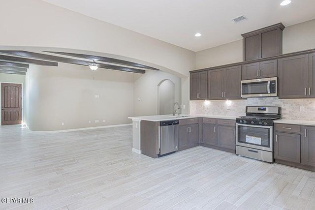 803 DANBY Court, El Paso, TX 79928