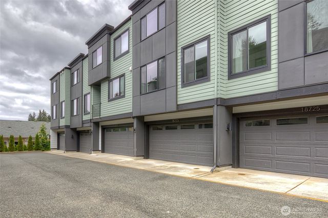 18723 76th Avenue W, Lynnwood, WA 98037