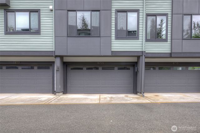 18723 76th Avenue W, Lynnwood, WA 98037
