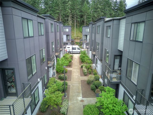 18723 76th Avenue W, Lynnwood, WA 98037