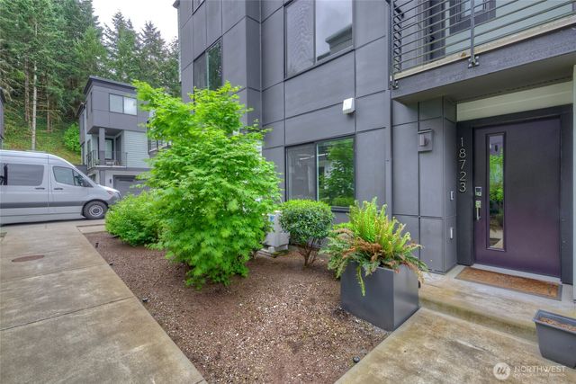 18723 76th Avenue W, Lynnwood, WA 98037