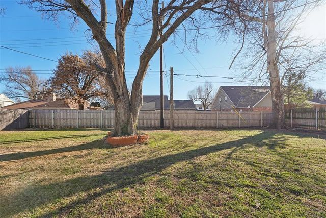 2904 N Windsor Boulevard, Oklahoma City, OK 73127