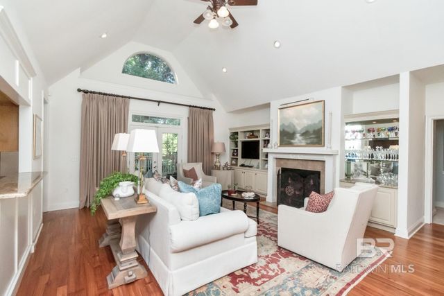 134 Song Grove Boulevard, Fairhope, AL 36532