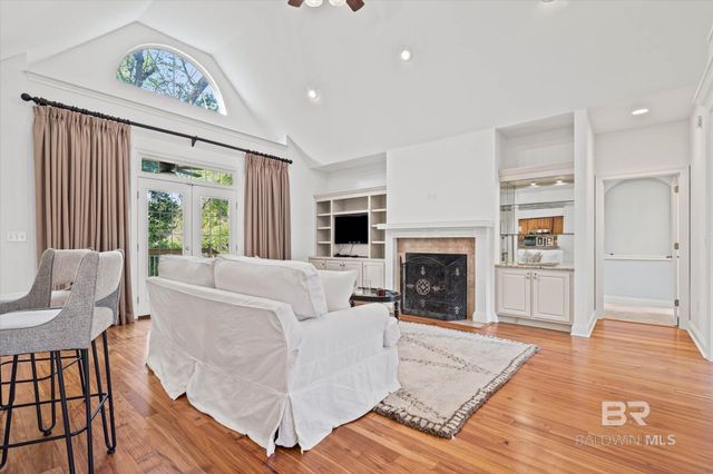 134 Song Grove Boulevard, Fairhope, AL 36532