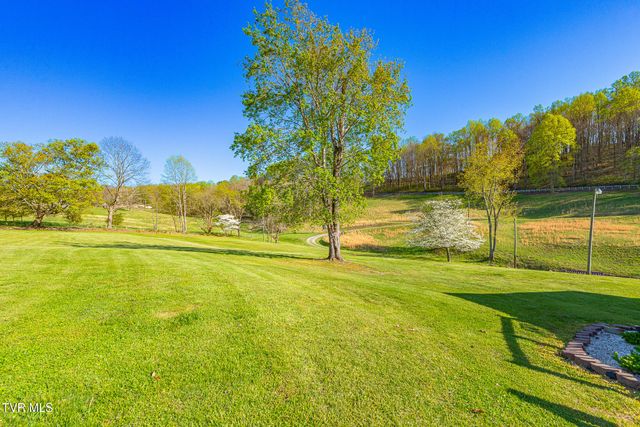 316 Steel Run Drive, Jonesville, VA 24263