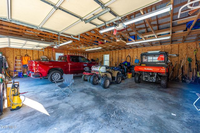 316 Steel Run Drive, Jonesville, VA 24263