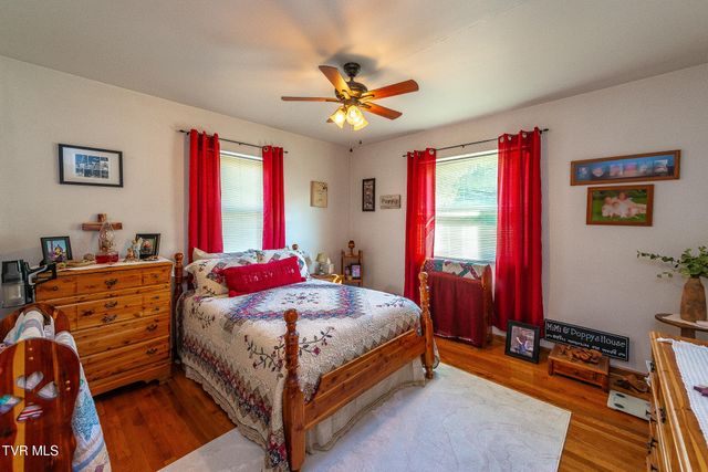 316 Steel Run Drive, Jonesville, VA 24263