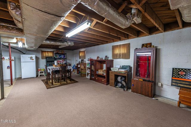 316 Steel Run Drive, Jonesville, VA 24263