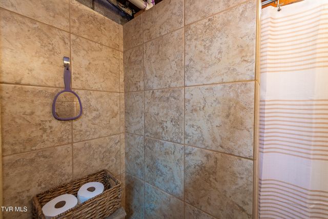 316 Steel Run Drive, Jonesville, VA 24263