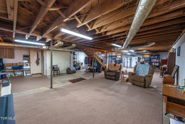 316 Steel Run Drive, Jonesville, VA 24263