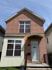 5416 W Thomas Street, Chicago, IL 60651