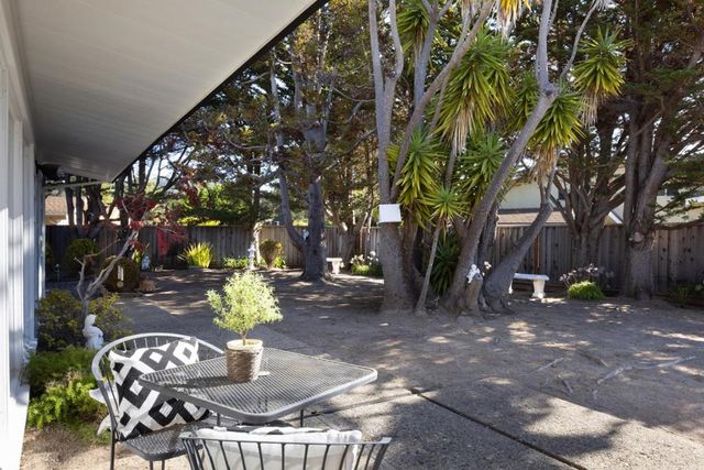 25601 Carmel Knolls Drive, Carmel, CA 93923