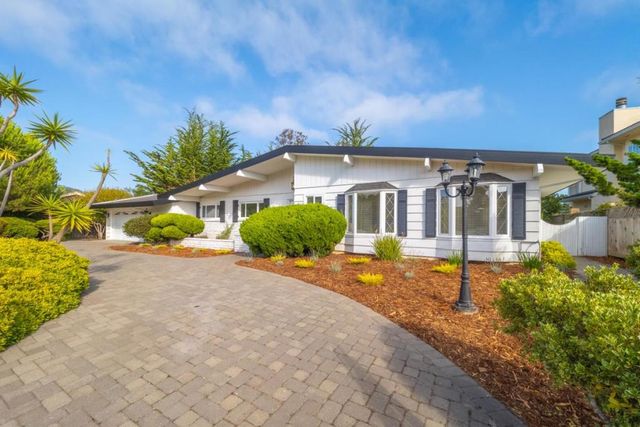 25601 Carmel Knolls Drive, Carmel, CA 93923