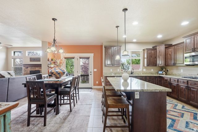 2662 W 2325 N, Farr West, UT 84404