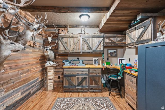 2662 W 2325 N, Farr West, UT 84404