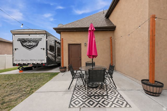 2662 W 2325 N, Farr West, UT 84404
