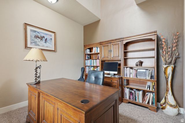 2662 W 2325 N, Farr West, UT 84404