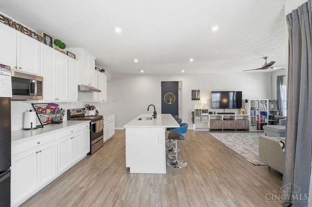 5731 CAITLYN ROSE LN, Liberty Twp, OH 45044