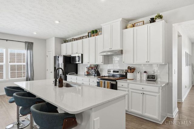 5731 CAITLYN ROSE LN, Liberty Twp, OH 45044