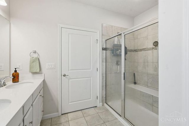 5731 CAITLYN ROSE LN, Liberty Twp, OH 45044