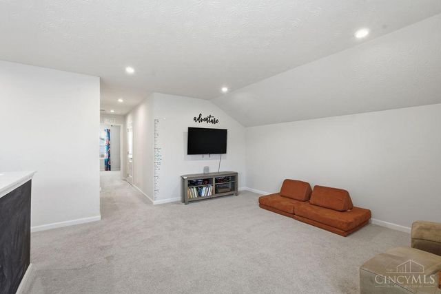 5731 CAITLYN ROSE LN, Liberty Twp, OH 45044