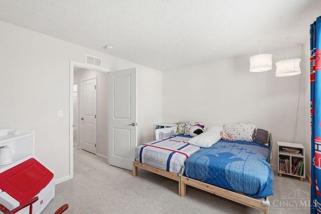 5731 CAITLYN ROSE LN, Liberty Twp, OH 45044