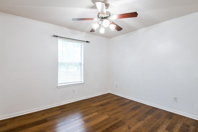 712 Avenue F Drive, Conroe, TX 77301