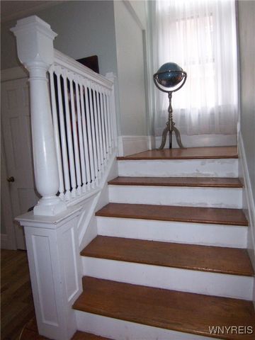 48 Ellicott Avenue, Batavia City, NY 14020