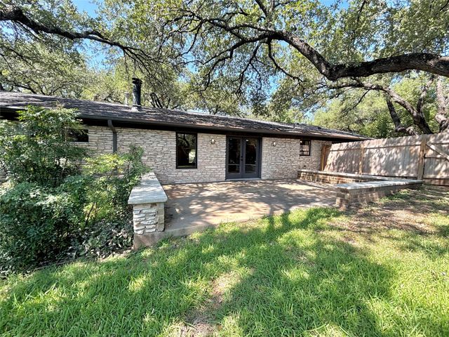 201 Westwood TER, West Lake Hills, TX 78746
