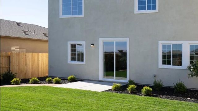 10930 Admiral Cove Way, Stockton, CA 95219