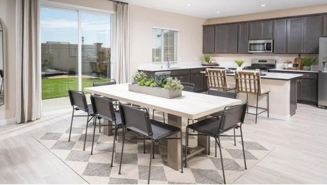 10930 Admiral Cove Way, Stockton, CA 95219