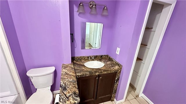 8557 N Akins Road 204, North Royalton, OH 44133
