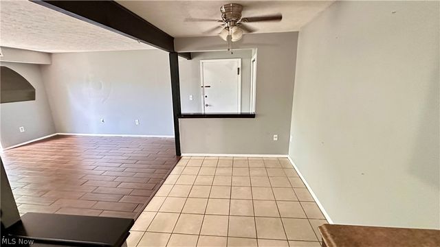 8557 N Akins Road 204, North Royalton, OH 44133