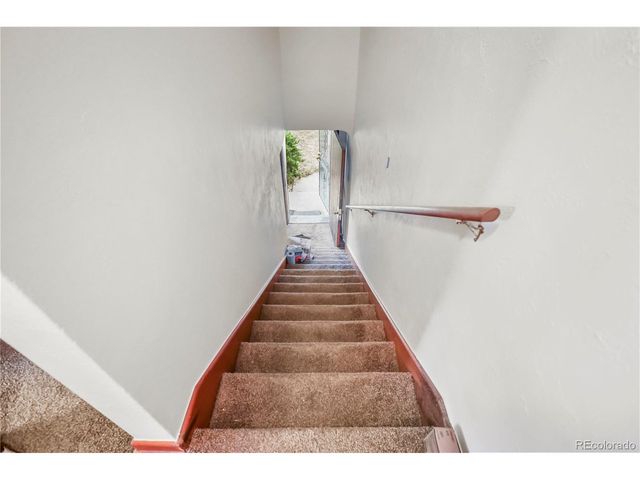 2133 S Ash St, Denver, CO 80222