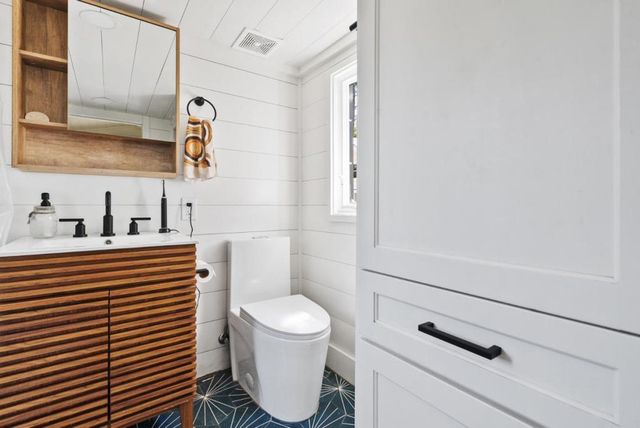 335 Braemoor Drive, Santa Cruz, CA 95060