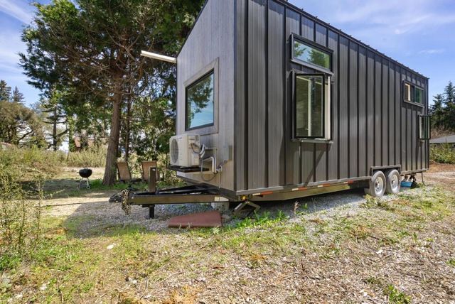 335 Braemoor Drive, Santa Cruz, CA 95060