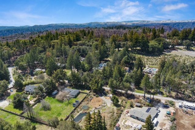 335 Braemoor Drive, Santa Cruz, CA 95060