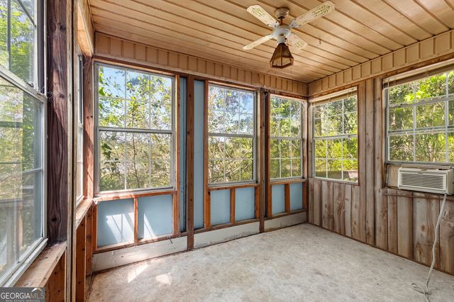 342 N Lake Drive, Perry, GA 31069