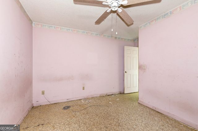 342 N Lake Drive, Perry, GA 31069