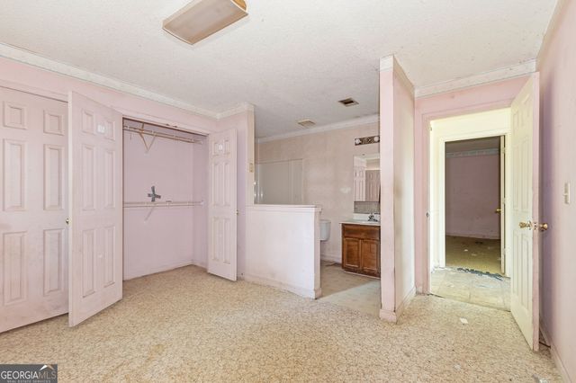 342 N Lake Drive, Perry, GA 31069