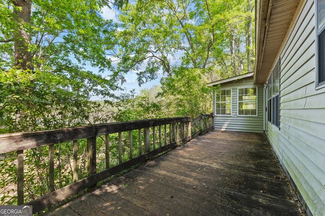 342 N Lake Drive, Perry, GA 31069