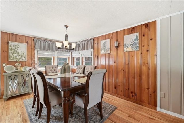 305 Plymouth St, Middleboro, MA 02346