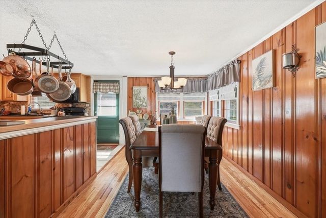 305 Plymouth St, Middleboro, MA 02346