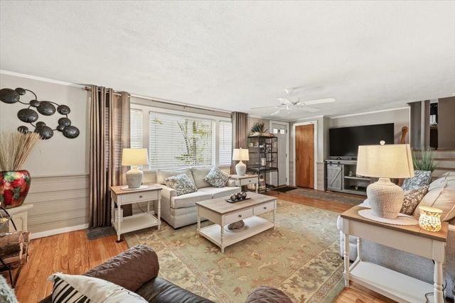 305 Plymouth St, Middleboro, MA 02346