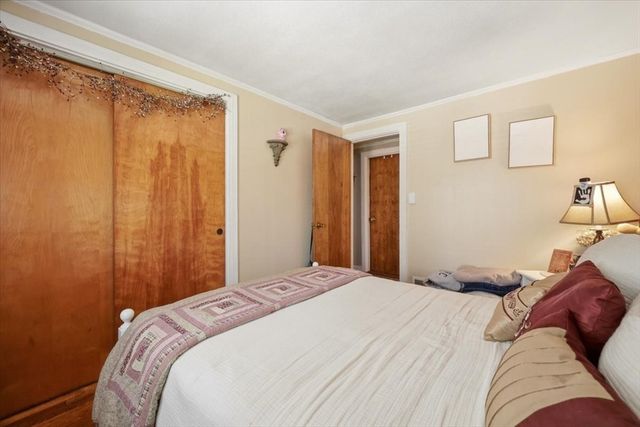 305 Plymouth St, Middleboro, MA 02346