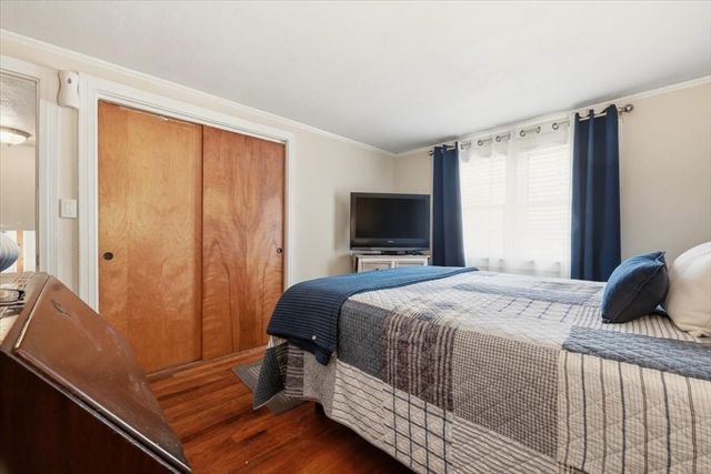 305 Plymouth St, Middleboro, MA 02346