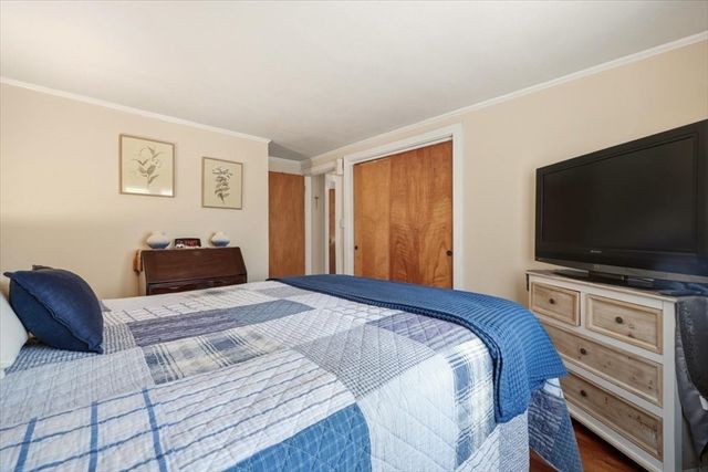 305 Plymouth St, Middleboro, MA 02346